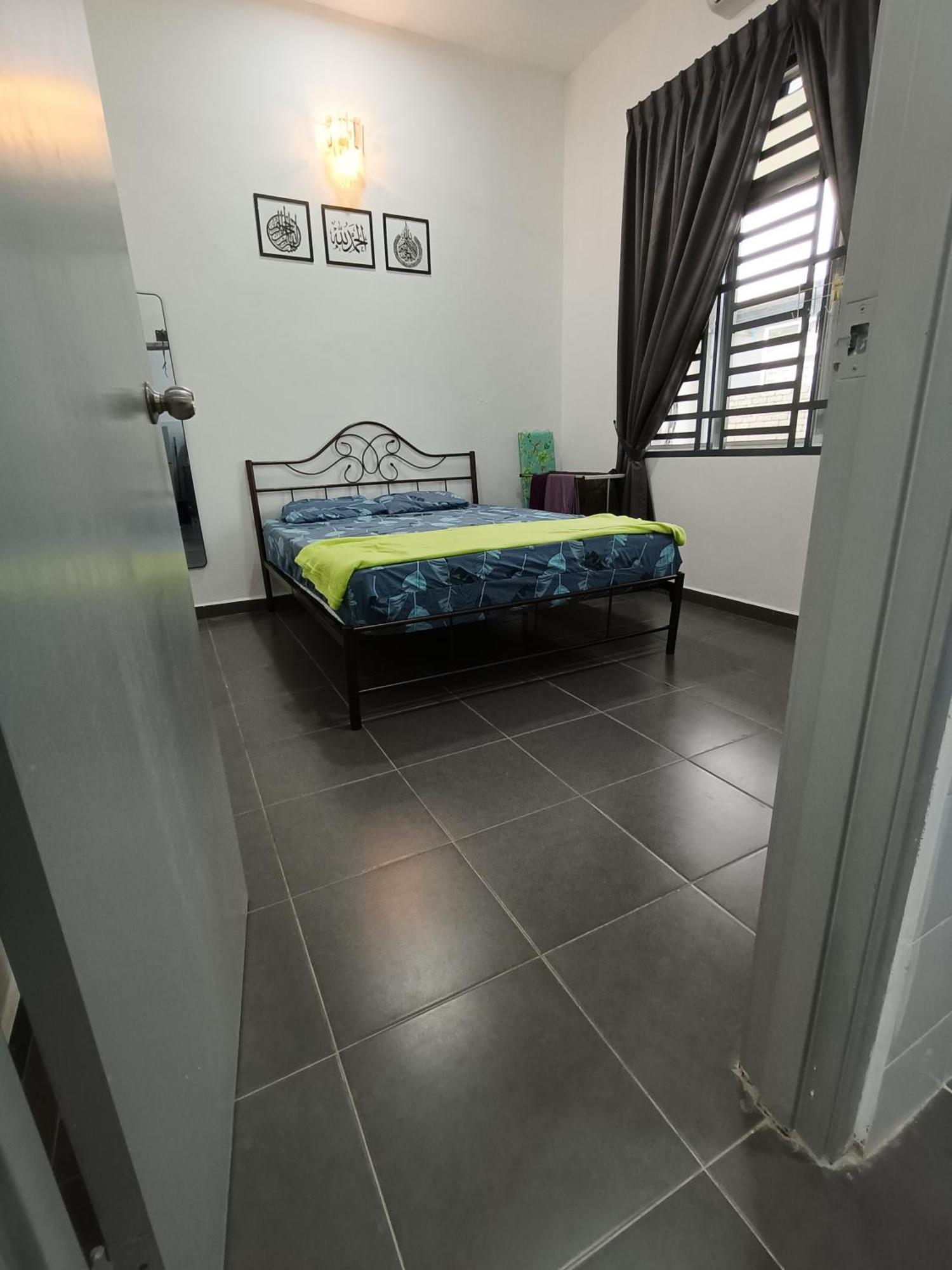 Apartment Faleeq